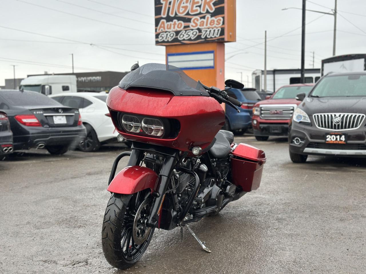 2018 Harley-Davidson Road Glide Special EXHAUST, INTAKE, MANY UPGRADES, IRREPARABLE TITLE - Photo #1