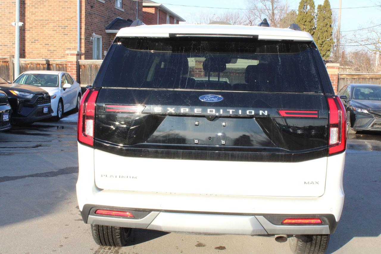 2025 Ford Expedition Platinum Max Photo3