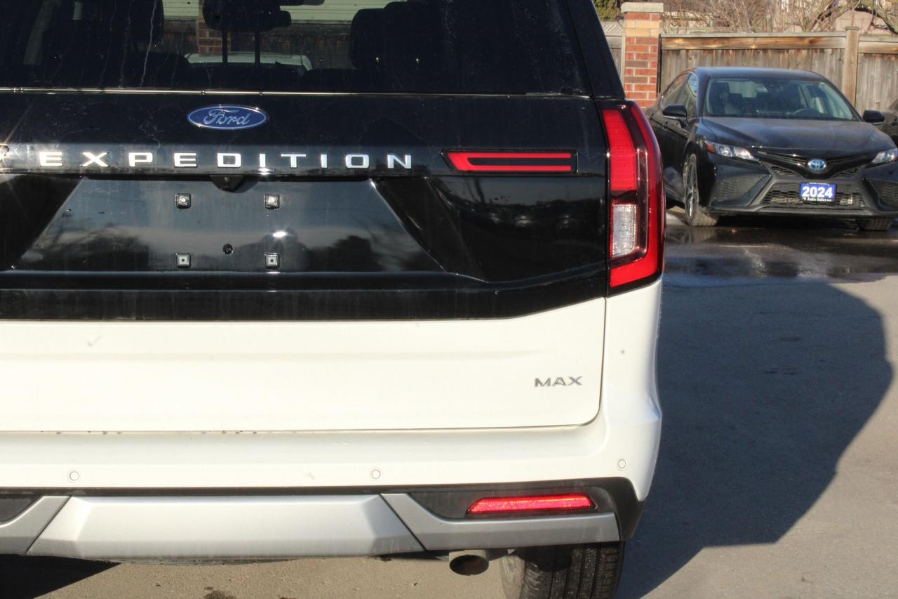 2025 Ford Expedition Platinum Max Photo