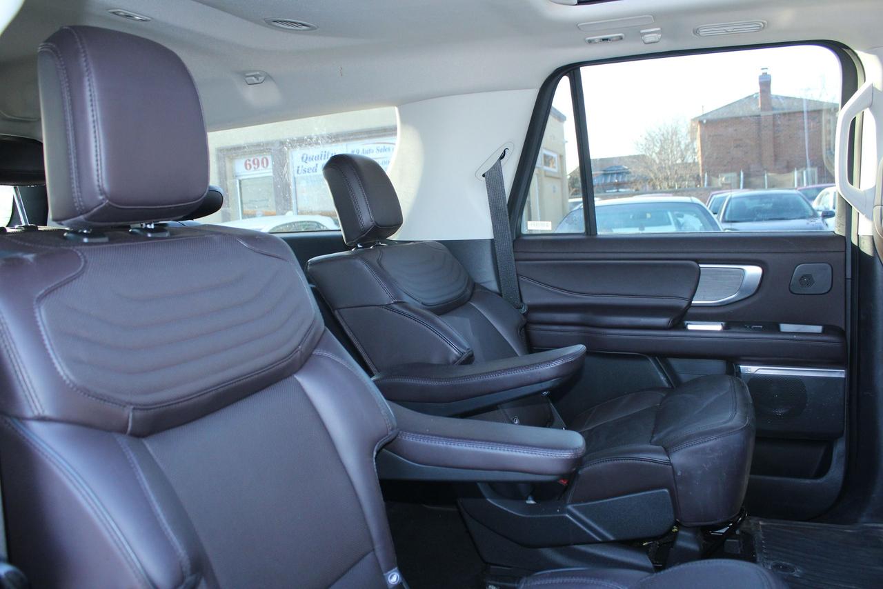 2025 Ford Expedition Platinum Max Photo