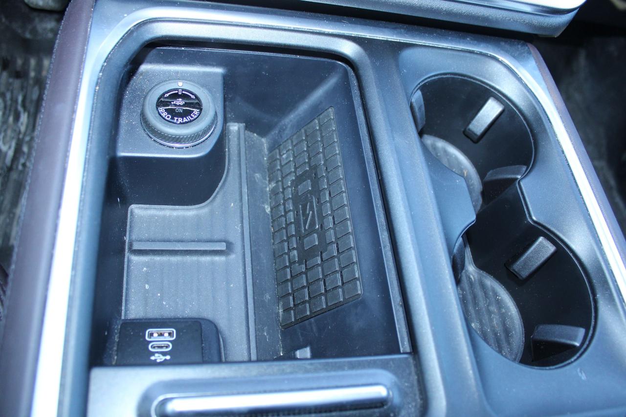 2025 Ford Expedition Platinum Max Photo