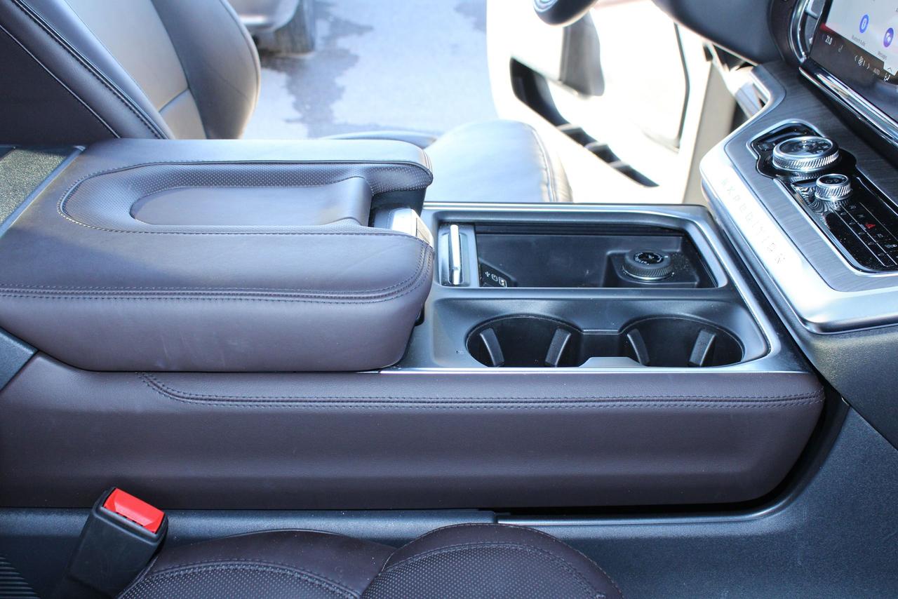 2025 Ford Expedition Platinum Max Photo