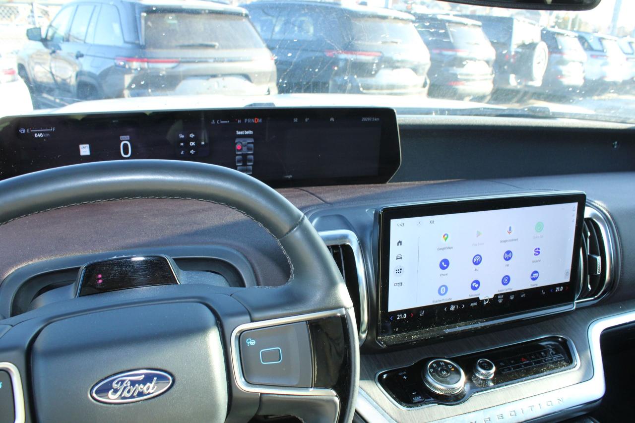 2025 Ford Expedition Platinum Max Photo