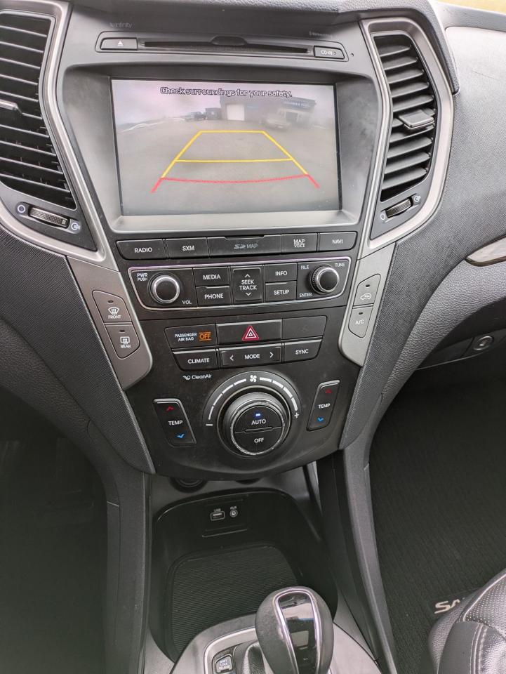 2017 Hyundai Santa Fe Sport AWD 4dr 2.0T Limited Photo