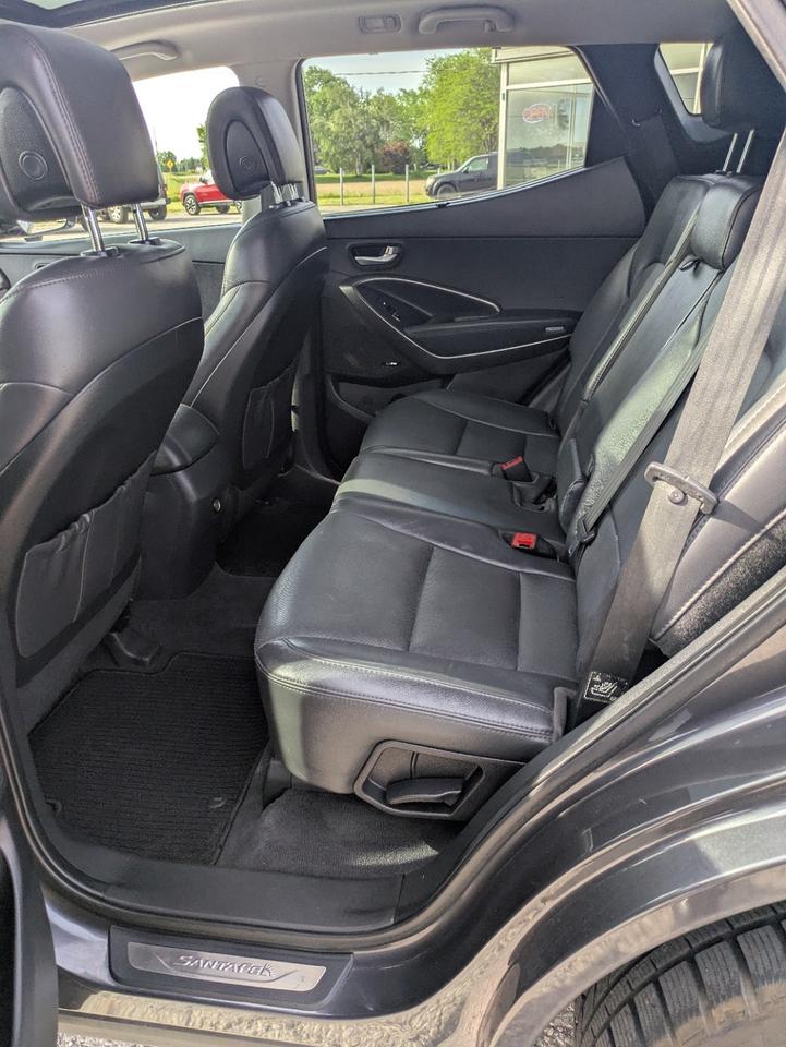 2017 Hyundai Santa Fe Sport AWD 4dr 2.0T Limited Photo