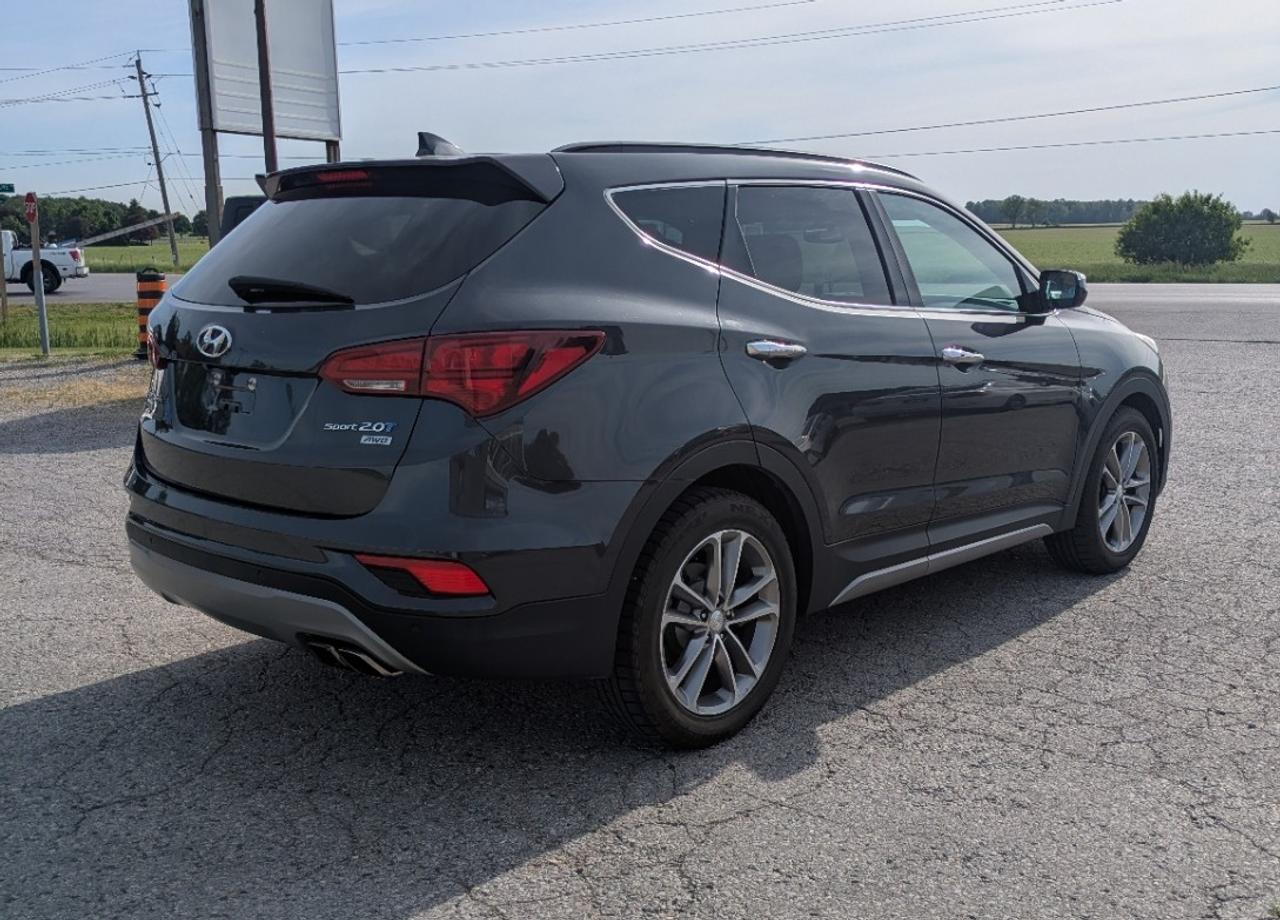 2017 Hyundai Santa Fe Sport AWD 4dr 2.0T Limited Photo