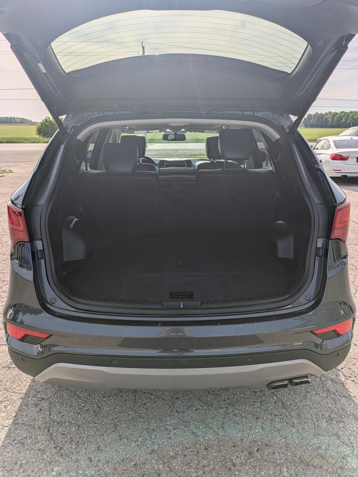 2017 Hyundai Santa Fe Sport AWD 4dr 2.0T Limited Photo