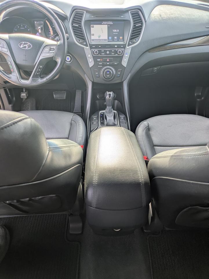 2017 Hyundai Santa Fe Sport AWD 4dr 2.0T Limited Photo