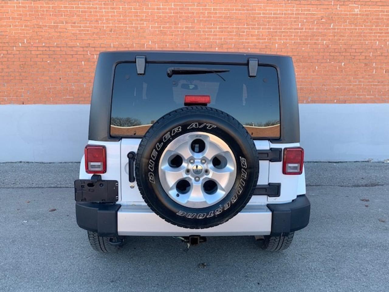 2013 Jeep Wrangler SAHARA 4X4 Photo