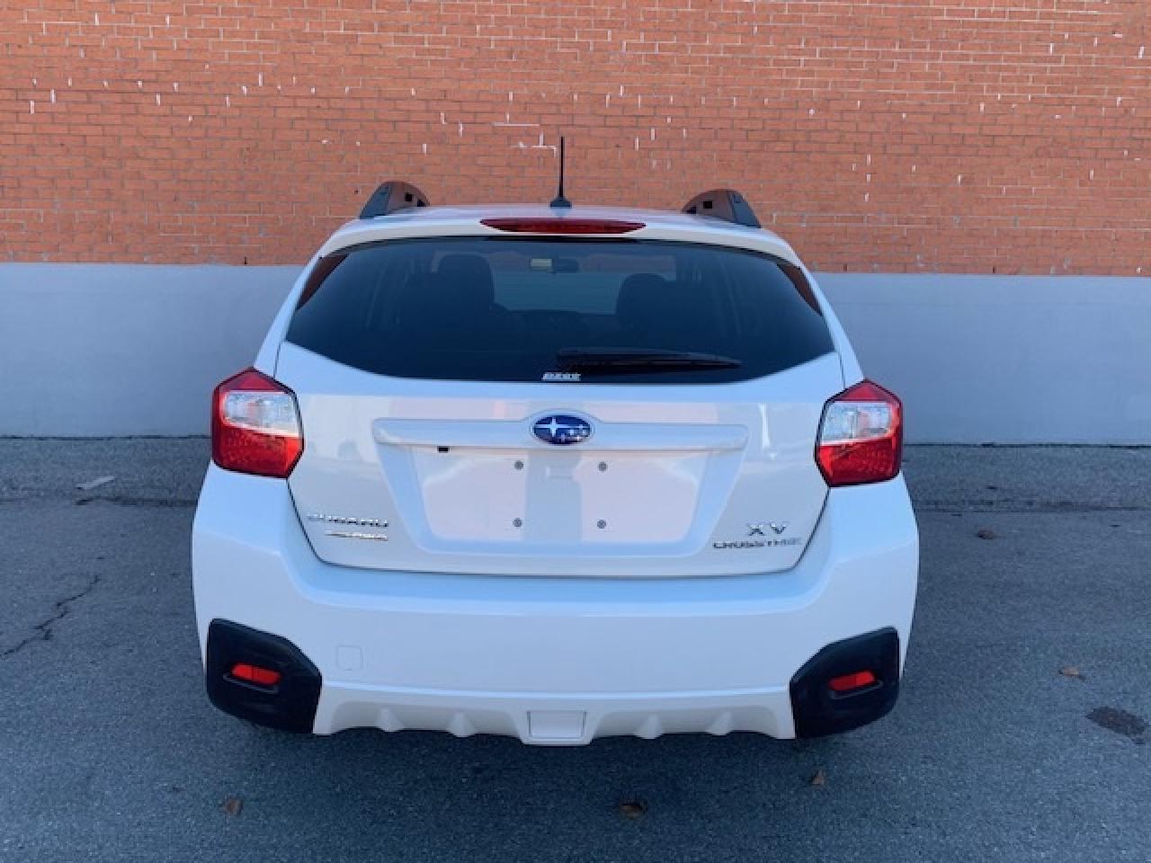 2015 Subaru XV Crosstrek 2.0i AWD LIMITED Photo
