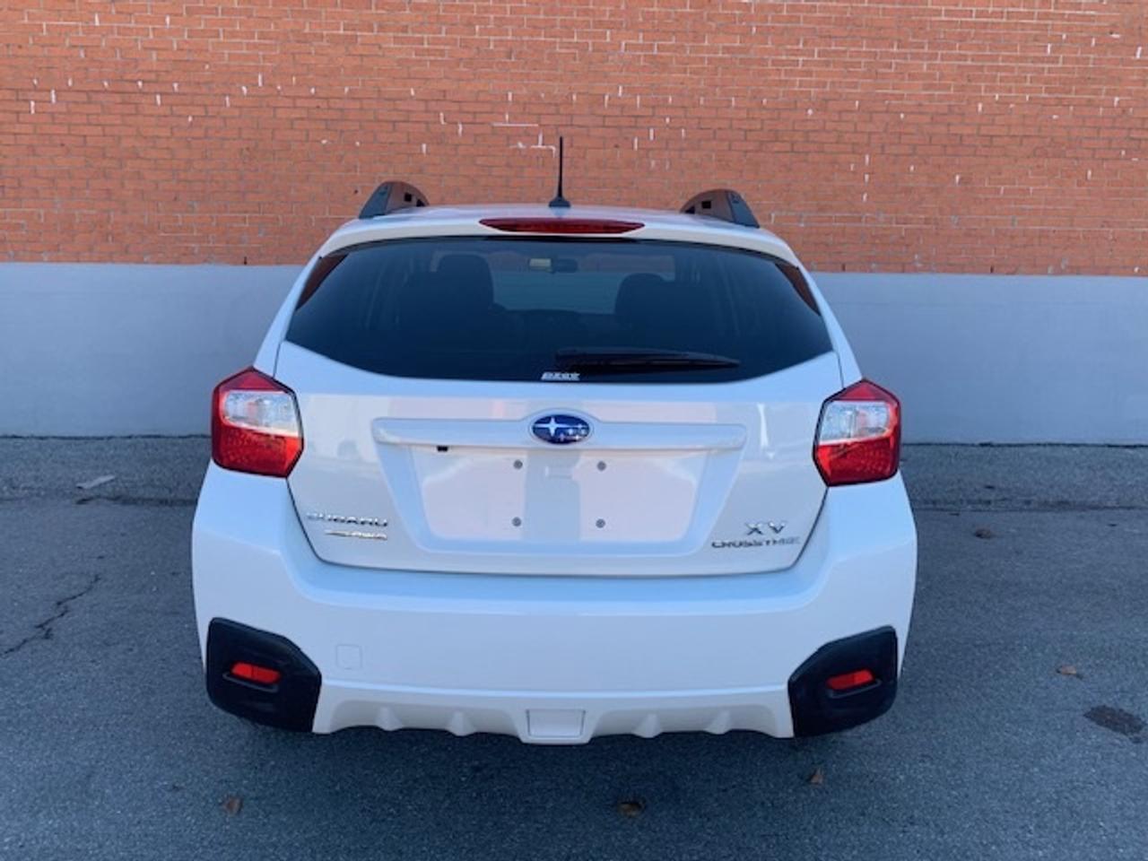 2015 Subaru XV Crosstrek 2.0i AWD LIMITED Photo