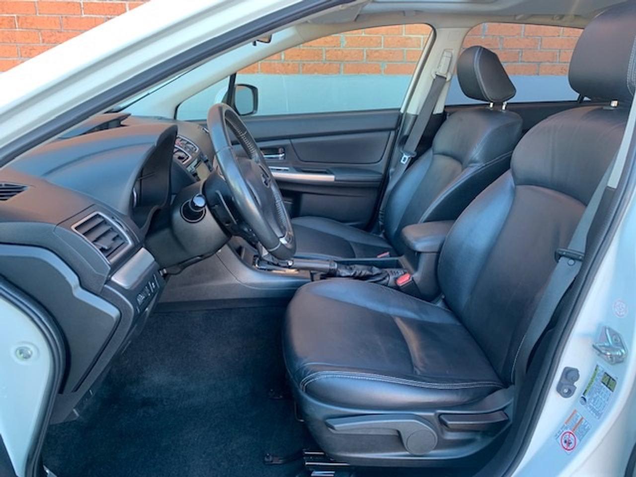 2015 Subaru XV Crosstrek 2.0i AWD LIMITED Photo