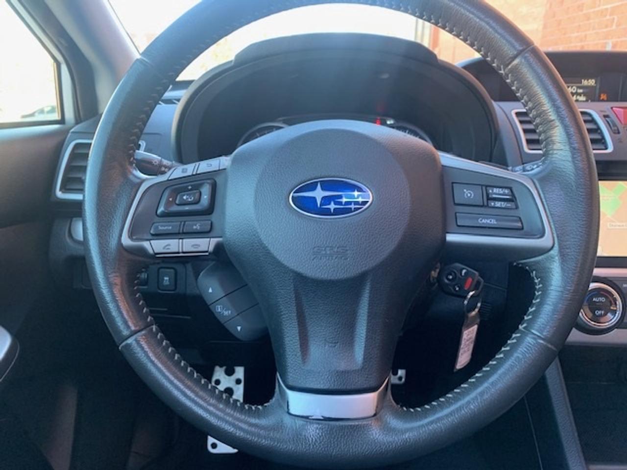 2015 Subaru XV Crosstrek 2.0i AWD LIMITED Photo