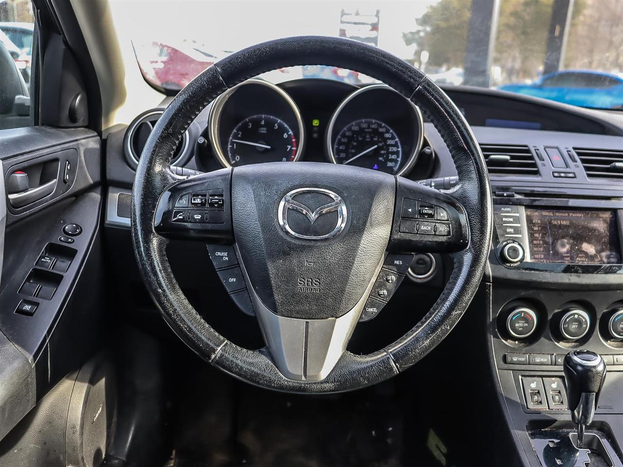 2013 Mazda MAZDA3  Photo