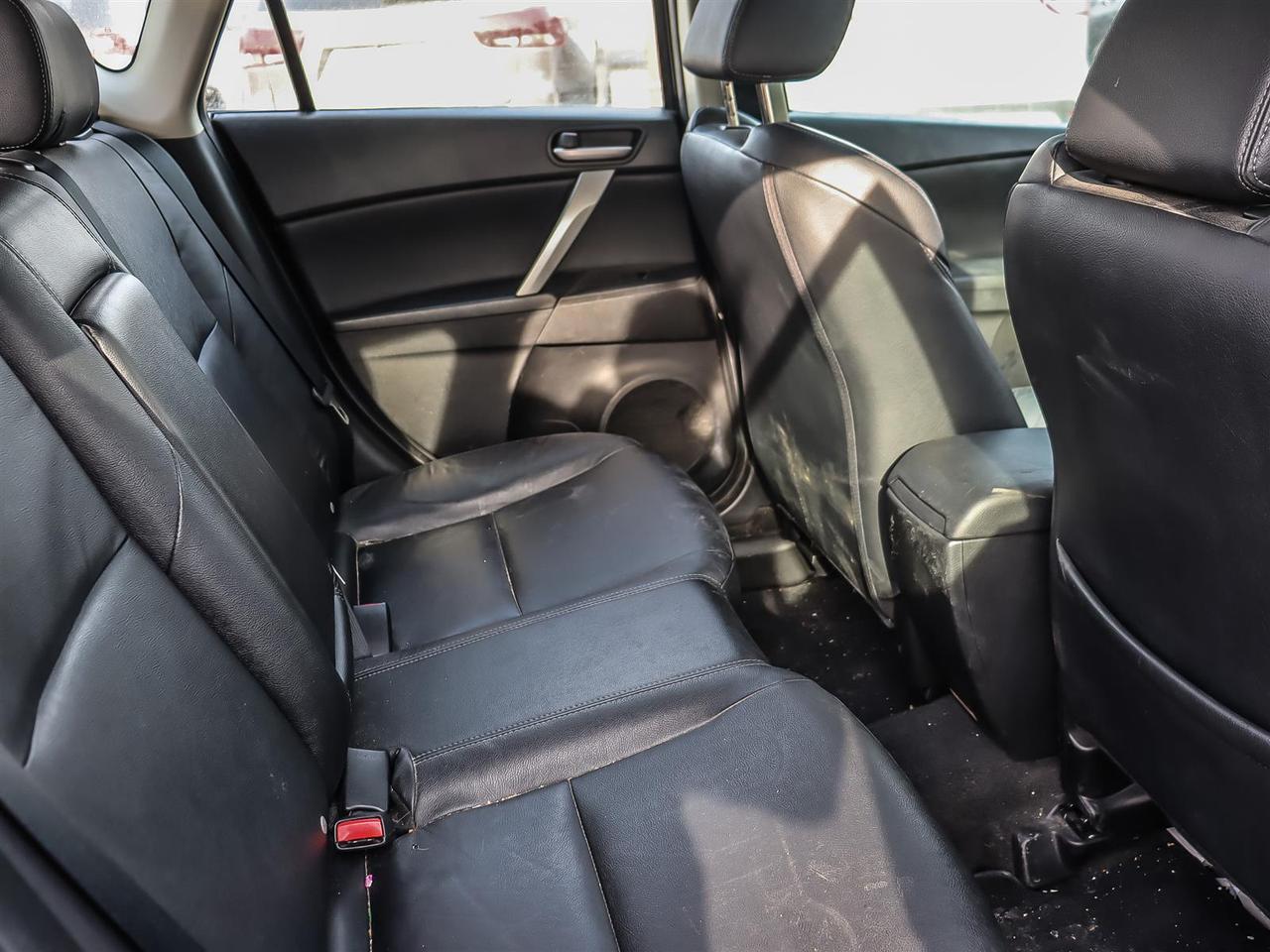 2013 Mazda MAZDA3  Photo