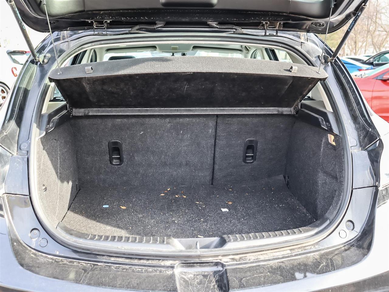 2013 Mazda MAZDA3  Photo