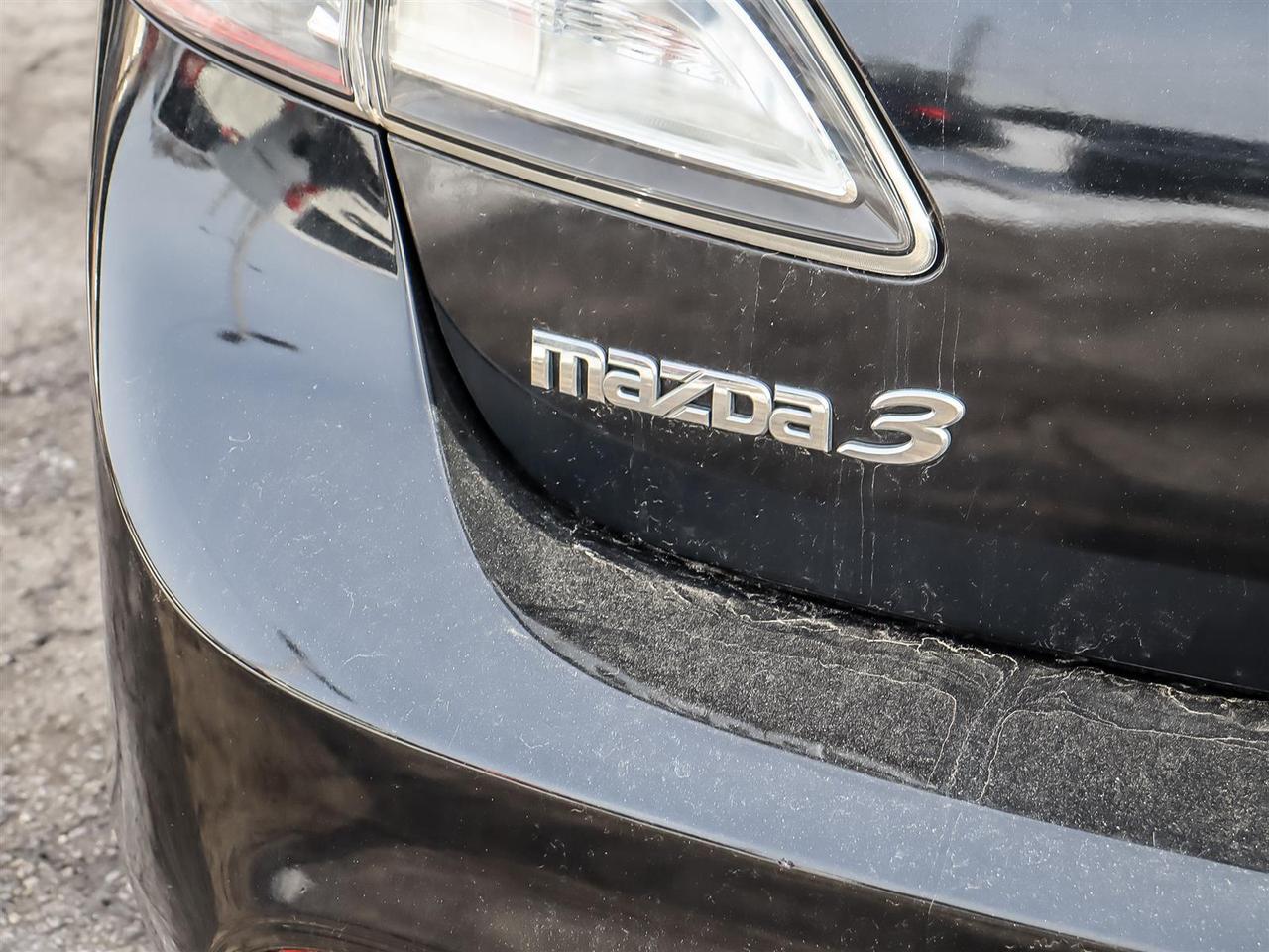 2013 Mazda MAZDA3  Photo