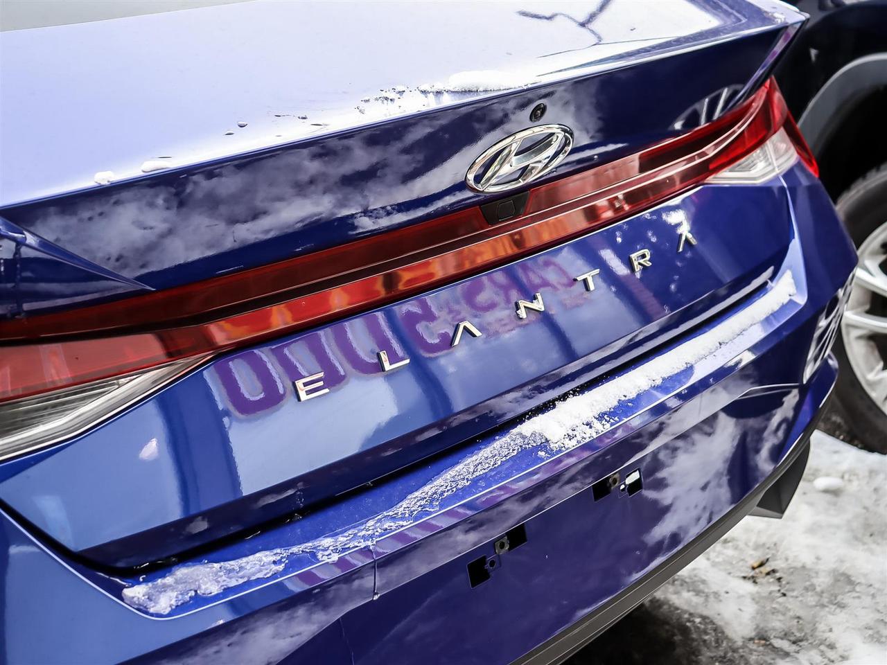 2023 Hyundai Elantra  Photo4