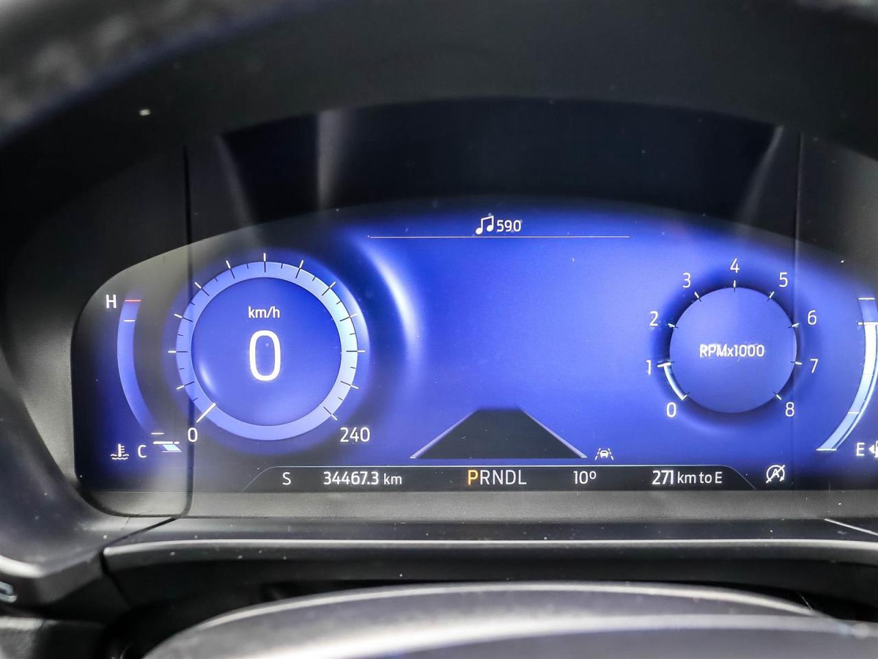 2022 Ford Escape Titanium Photo