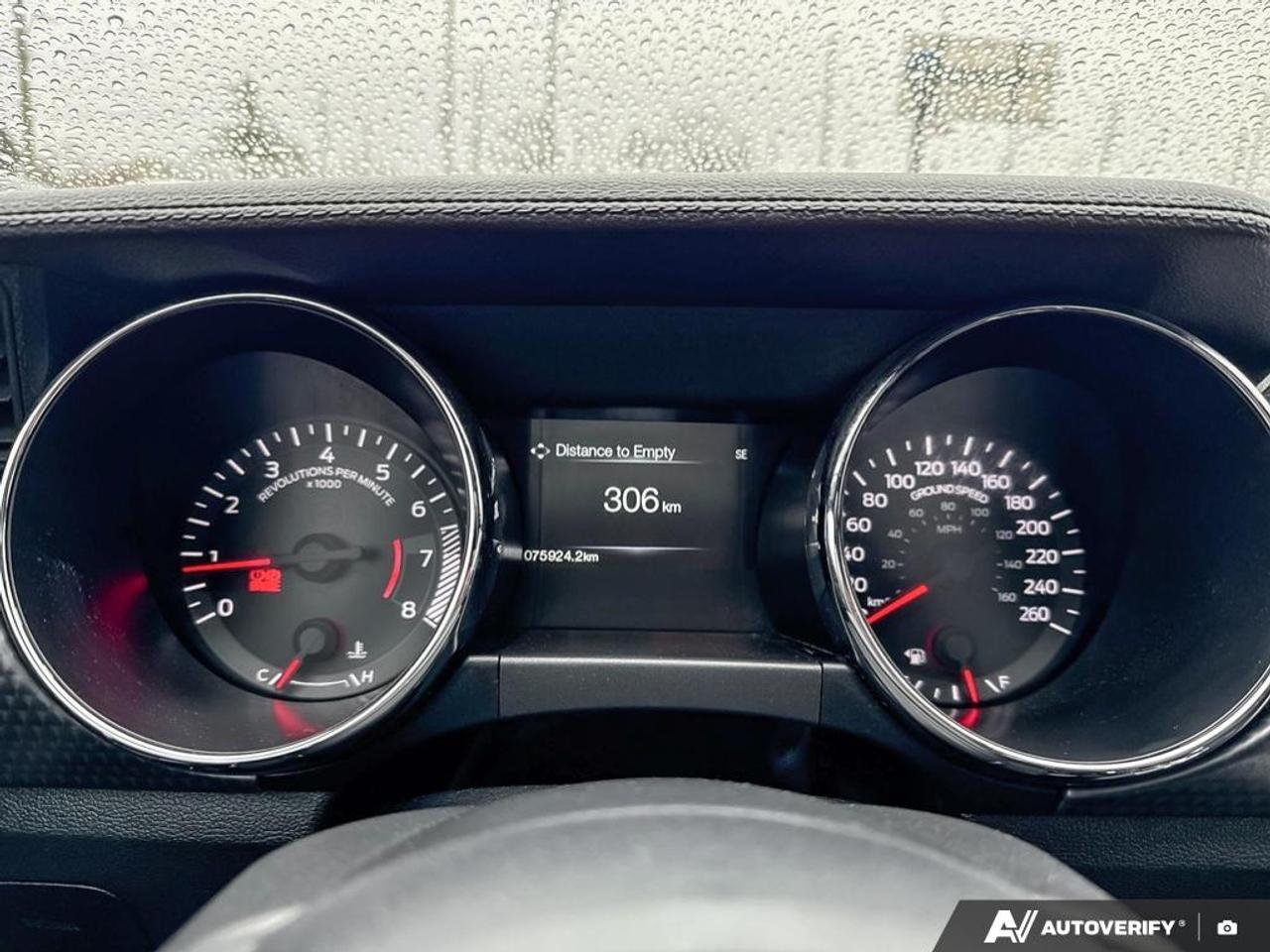 2017 Ford Mustang GT PREMIUM / PERFORMANCE PKG  / NAV / LEATHER / Photo