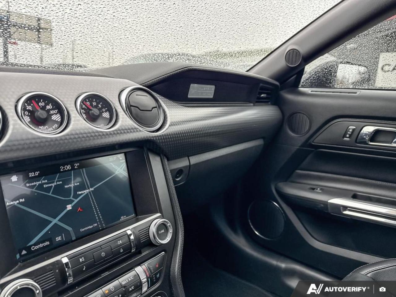 2017 Ford Mustang GT PREMIUM / PERFORMANCE PKG  / NAV / LEATHER / Photo