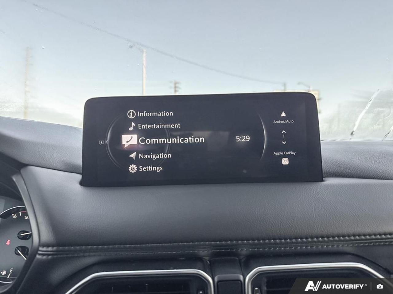 2024 Mazda CX-5 GS / LEATHER / ROOF / HTD SEATS / AWD / BLUETOOTH Photo