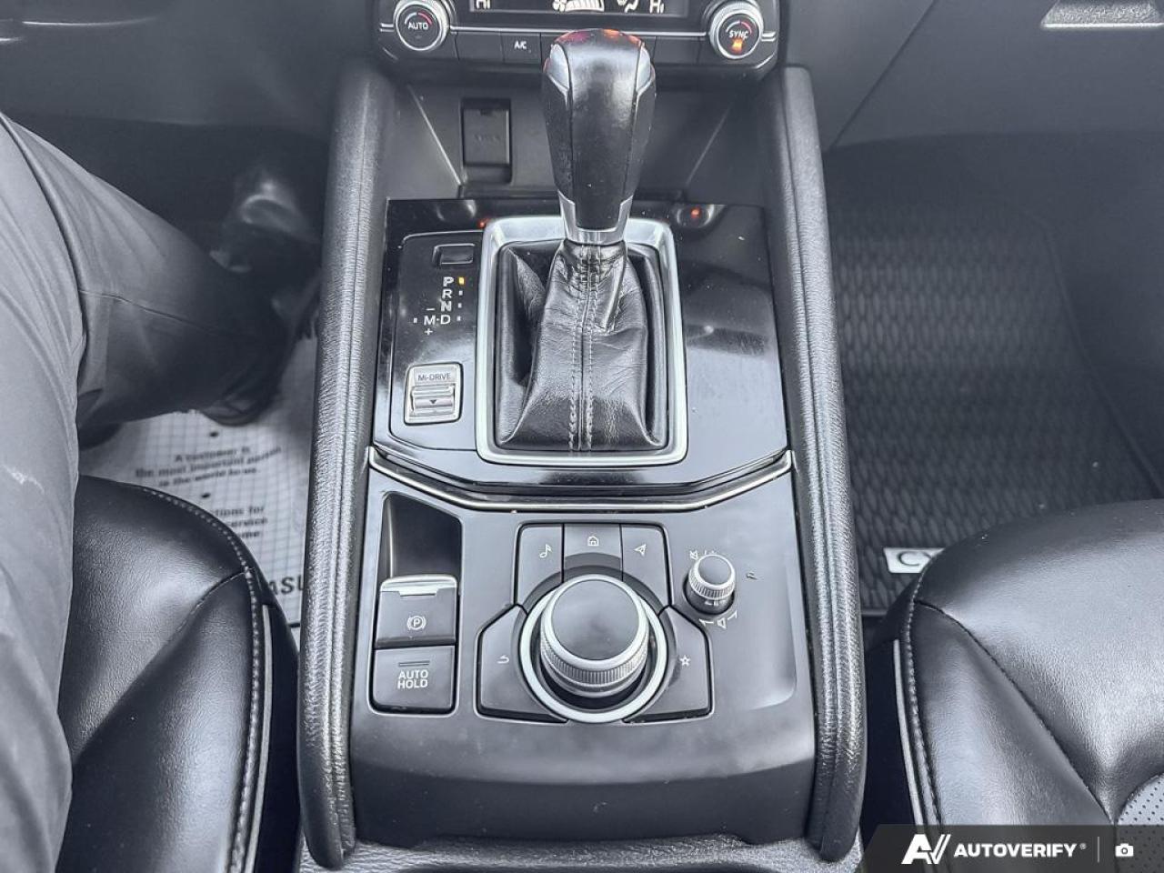 2024 Mazda CX-5 GS / LEATHER / ROOF / HTD SEATS / AWD / BLUETOOTH Photo