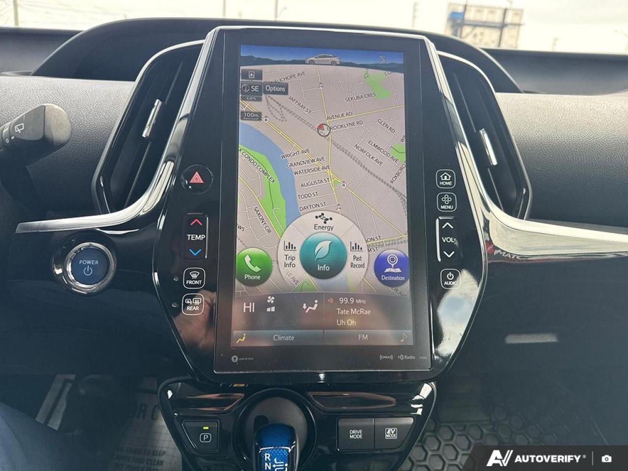 2019 Toyota Prius TECHNOLOGY / AWD / NO ACCIDENTS / NAV / HTD SEATS Photo