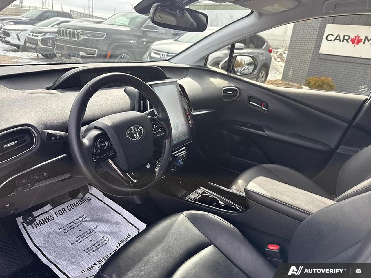 2019 Toyota Prius TECHNOLOGY / AWD / NO ACCIDENTS / NAV / HTD SEATS Photo