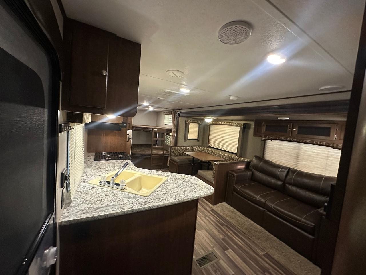 2017 Keystone RV Hideout 27BHSWE 