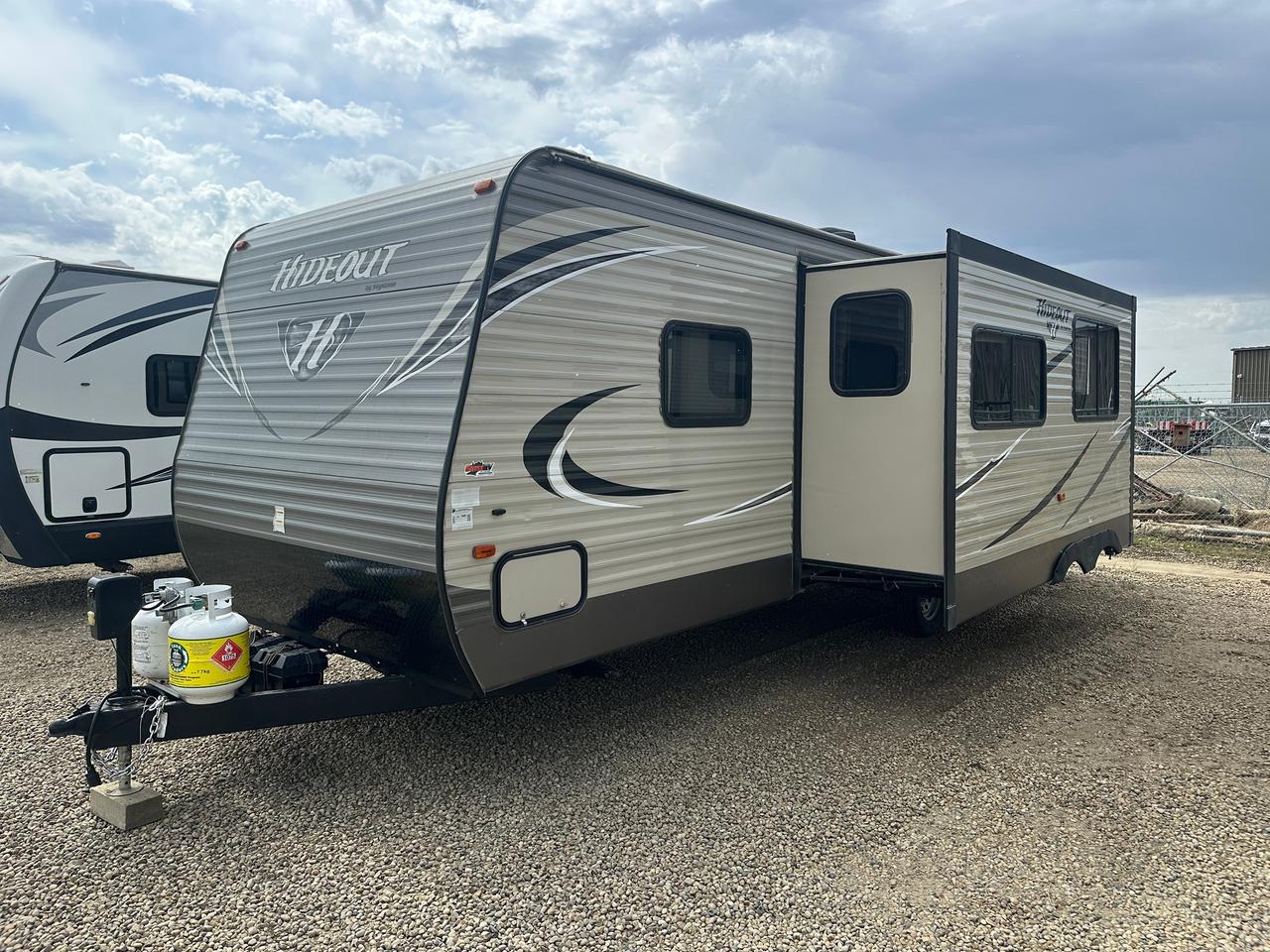 2017 Keystone RV Hideout 27BHSWE 