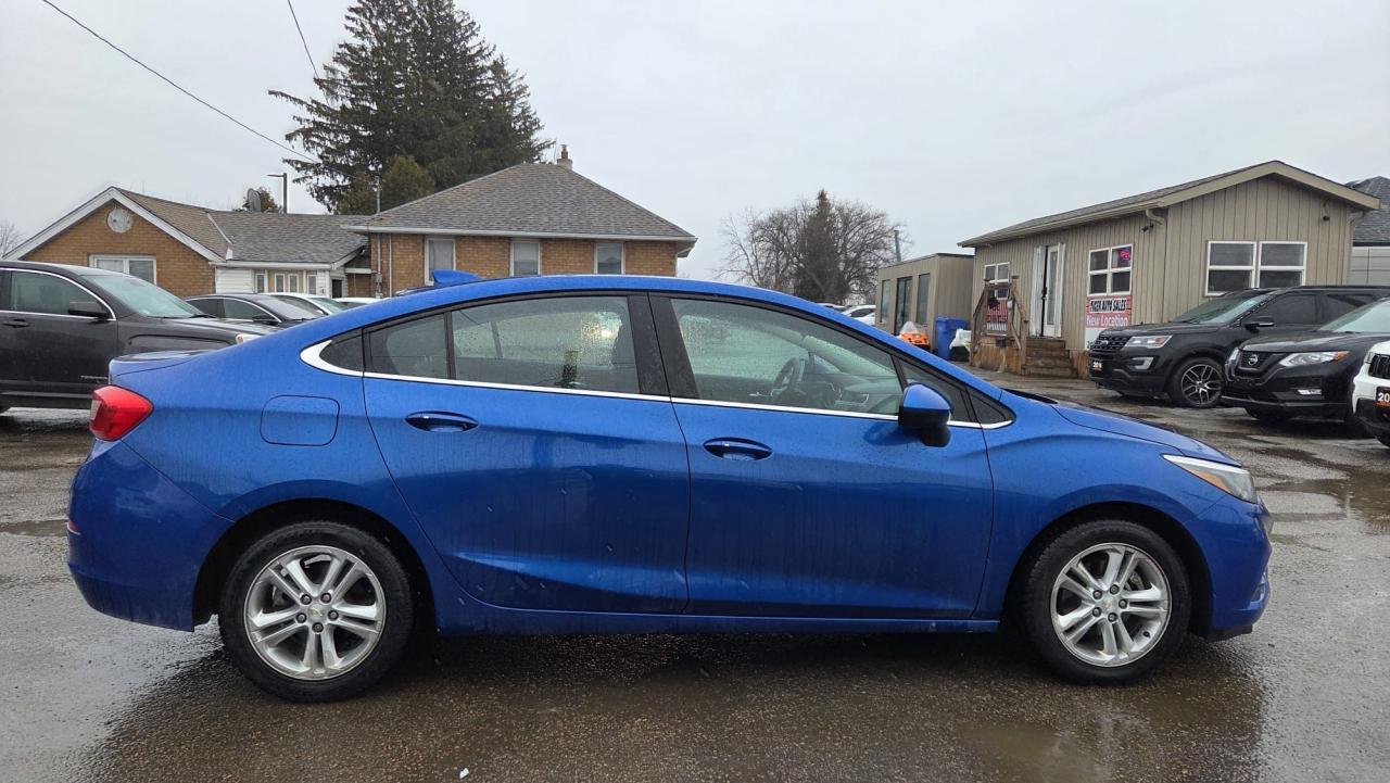 2016 Chevrolet Cruze LT, AUTO, 4 CYL, ONLY 156KMS, ALLOYS, CERTIFIED Photo