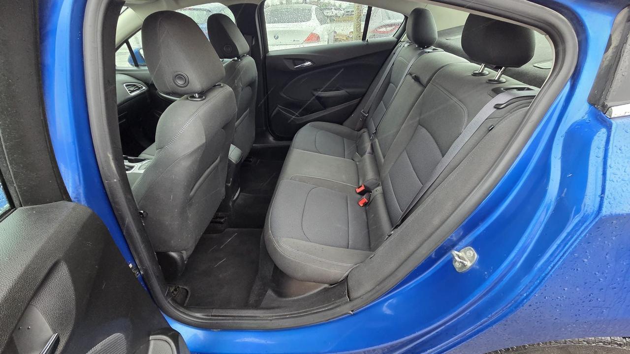 2016 Chevrolet Cruze LT, AUTO, 4 CYL, ONLY 156KMS, ALLOYS, CERTIFIED Photo