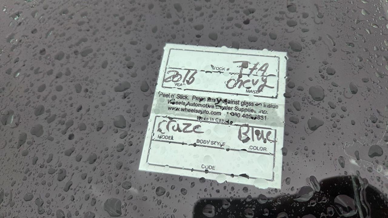 2016 Chevrolet Cruze LT, AUTO, 4 CYL, ONLY 156KMS, ALLOYS, CERTIFIED Photo