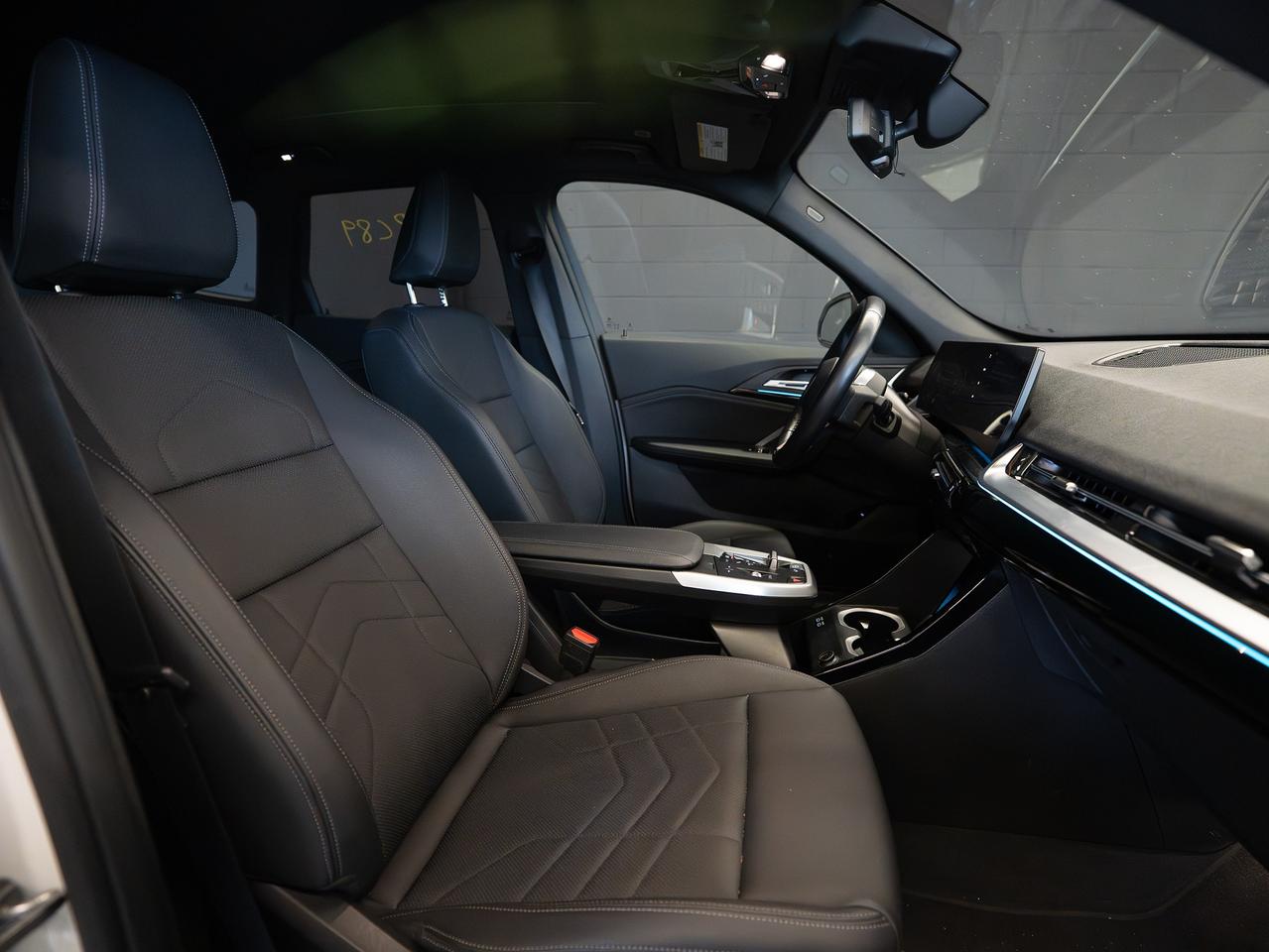 2023 BMW X1 xDrive28i|CLEAN CARFAX| NO ACCIDENTS| Photo