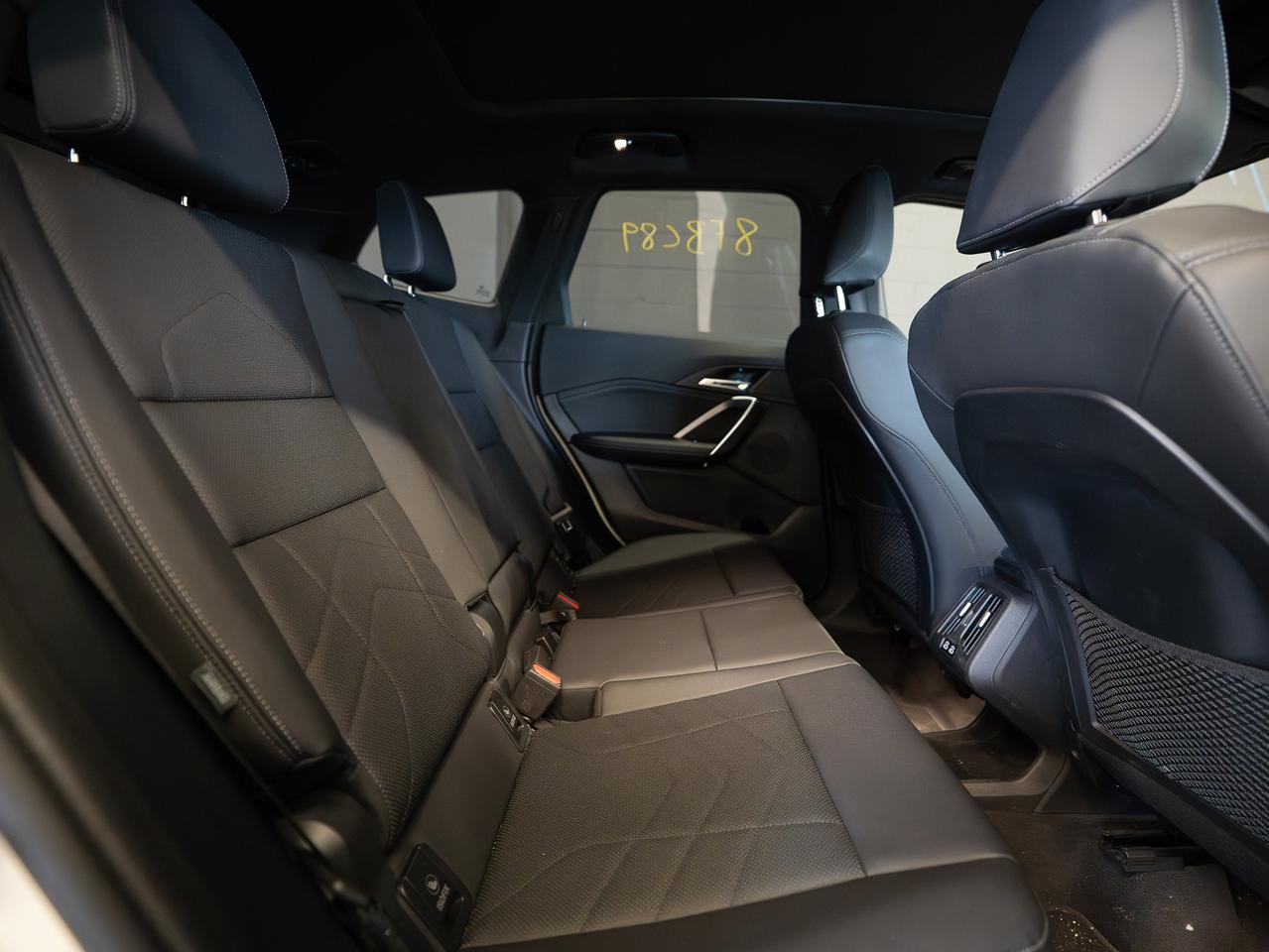 2023 BMW X1 xDrive28i|CLEAN CARFAX| NO ACCIDENTS| Photo