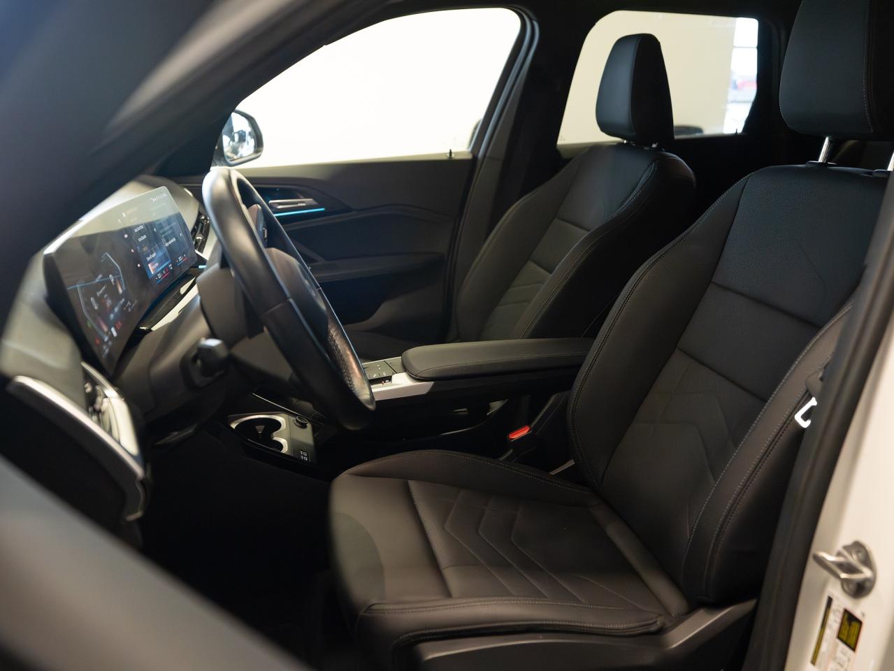 2023 BMW X1 xDrive28i|CLEAN CARFAX| NO ACCIDENTS| Photo