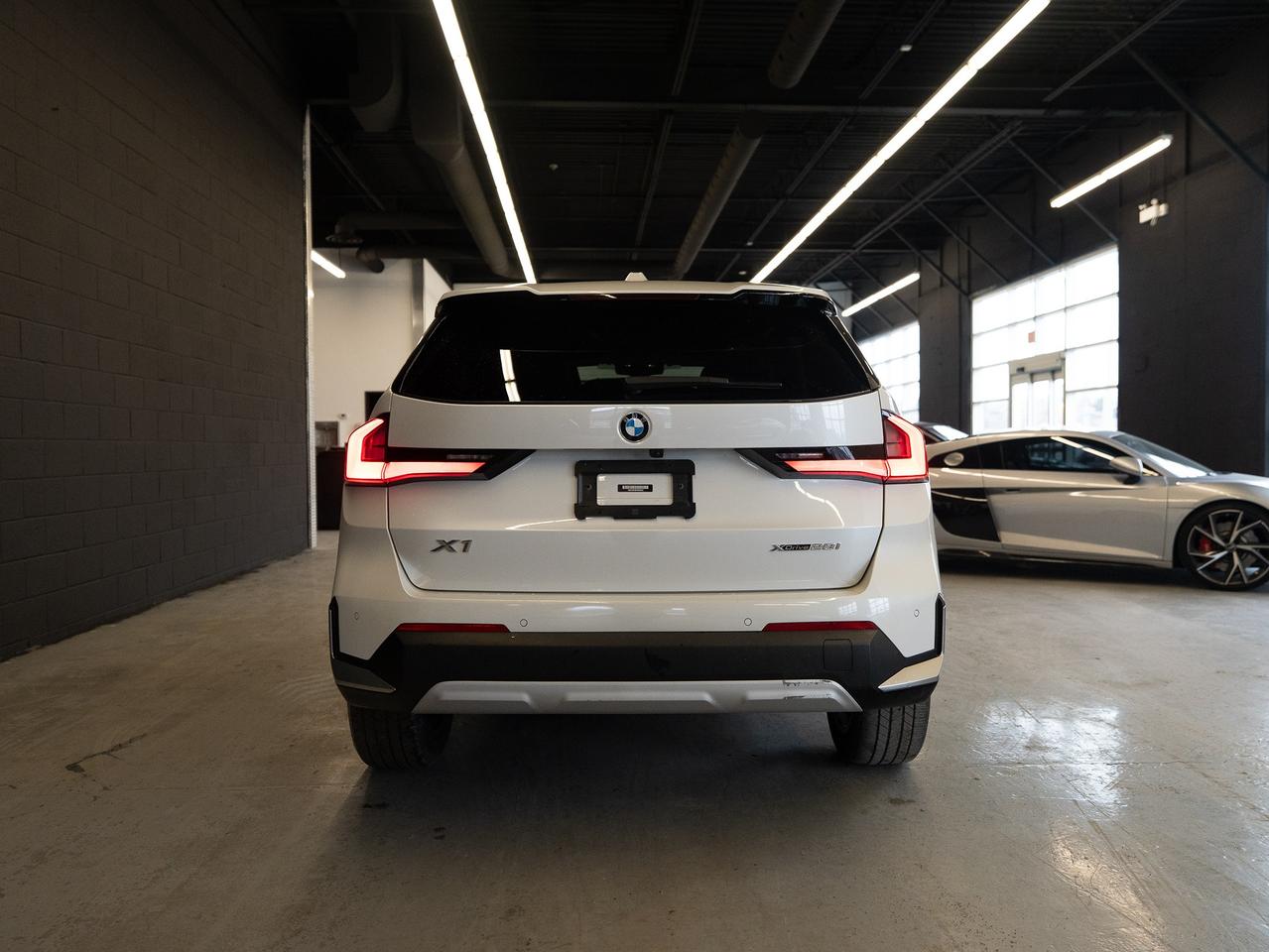 2023 BMW X1 xDrive28i|CLEAN CARFAX| NO ACCIDENTS| Photo