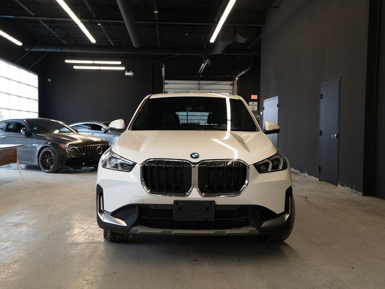 2023 BMW X1 xDrive28i|CLEAN CARFAX| NO ACCIDENTS| Photo