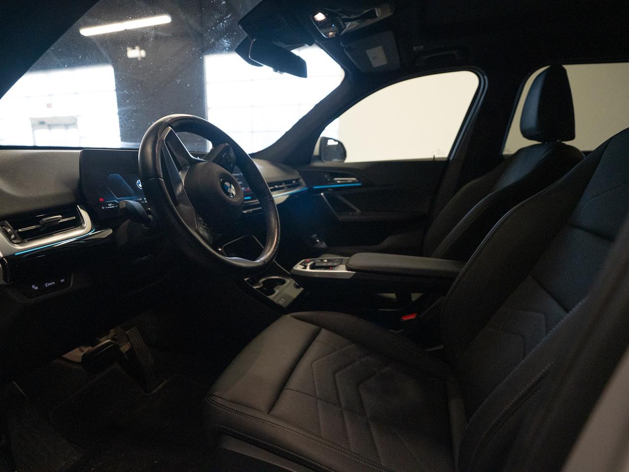 2023 BMW X1 xDrive28i|CLEAN CARFAX| NO ACCIDENTS| Photo