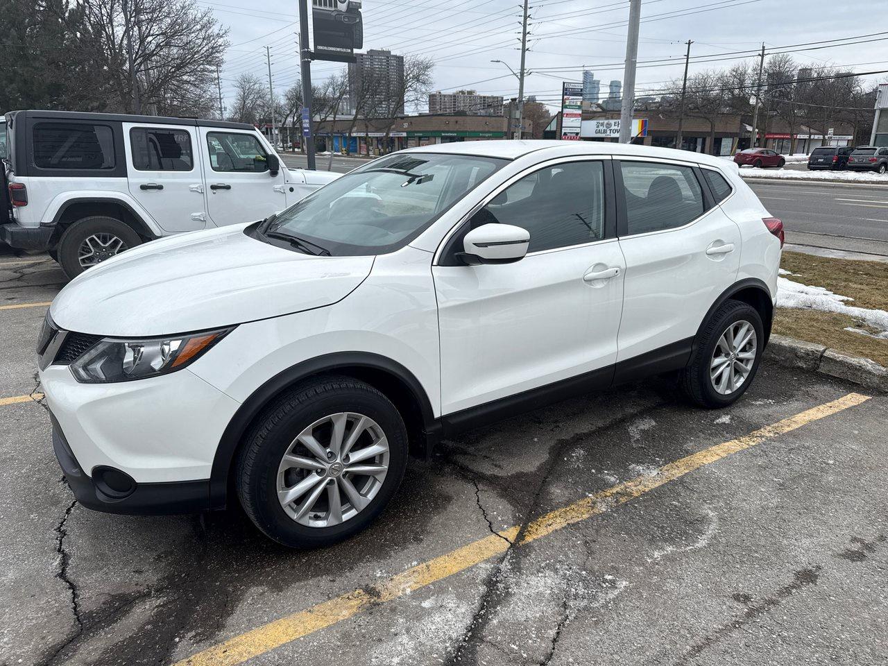 2018 Nissan Qashqai S FWD CVT (2) Photo