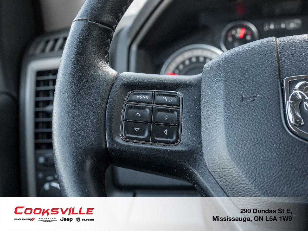 2023 RAM RAM 1500 Classic Crew Cab 4x4 (DS) ST (140.5 WB 5'7 Box) SWB Photo