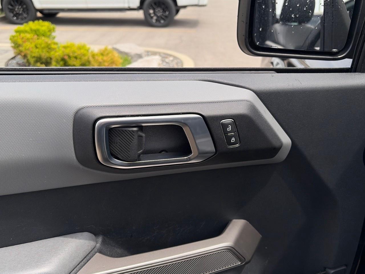 2023 Ford Bronco Black Diamond 4 Door 4x4 Photo