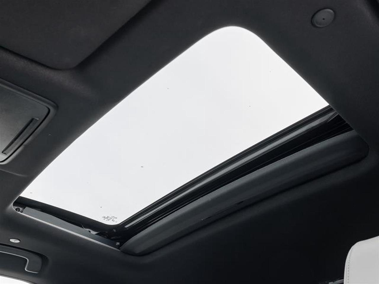 2025 Honda CR-V Hybrid Touring AWD Photo