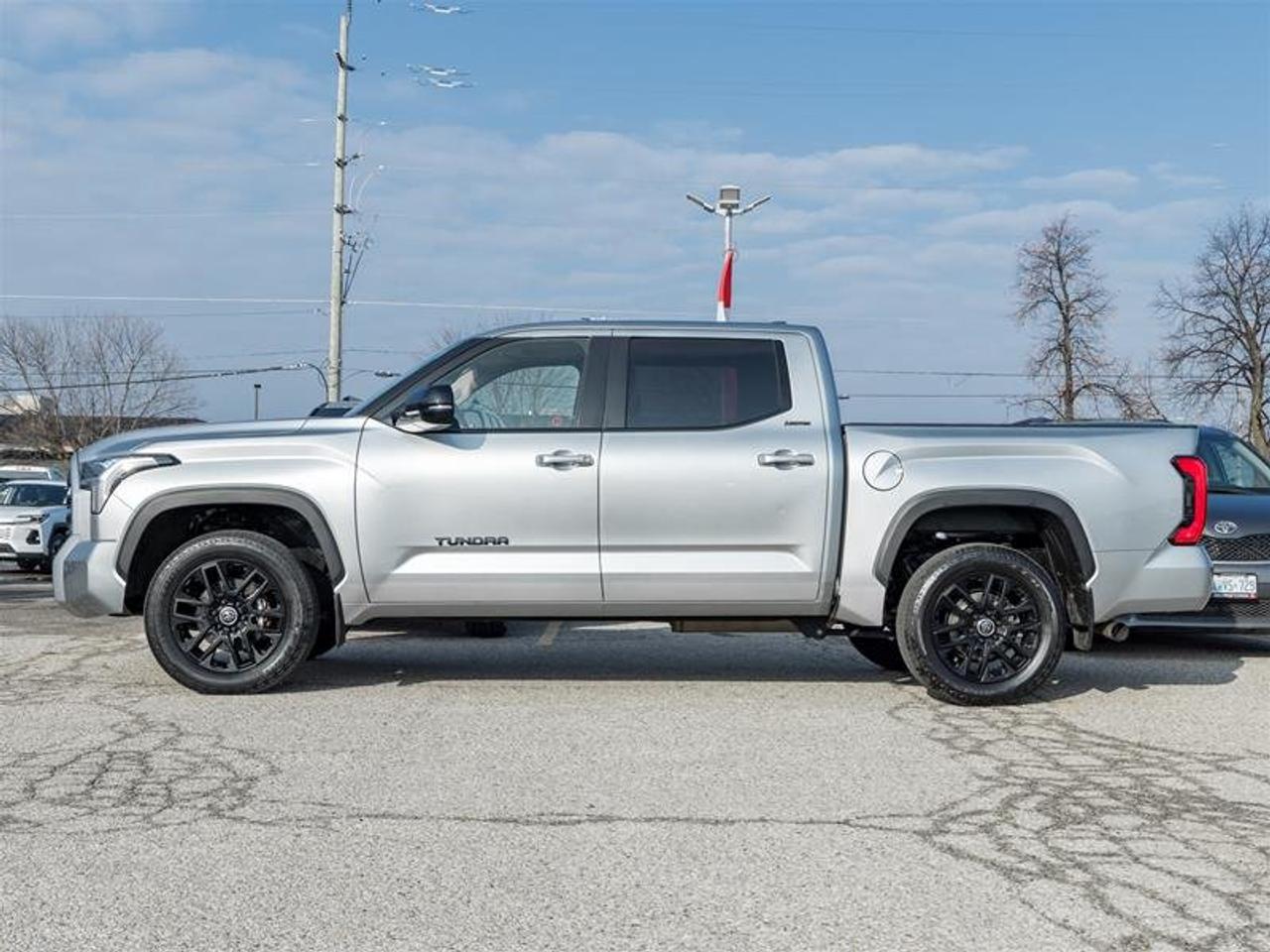 2024 Toyota Tundra 4X4 Tundra CrewMax Limited Vented Front Seats| Navi| Backup Camera| Pano Sunroof| Limited Photo2