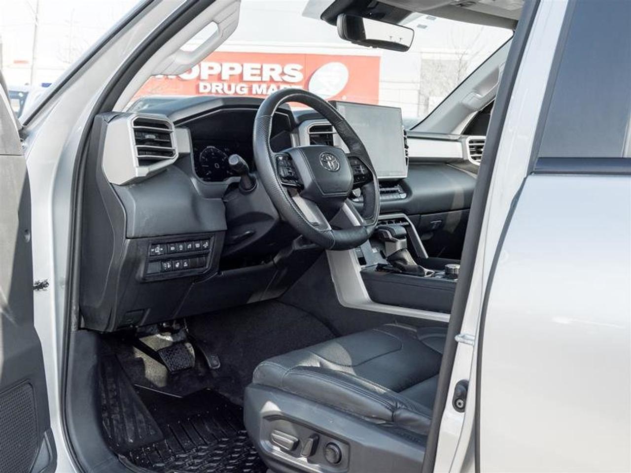 2024 Toyota Tundra 4X4 Tundra CrewMax Limited Vented Front Seats| Navi| Backup Camera| Pano Sunroof| Limited Photo