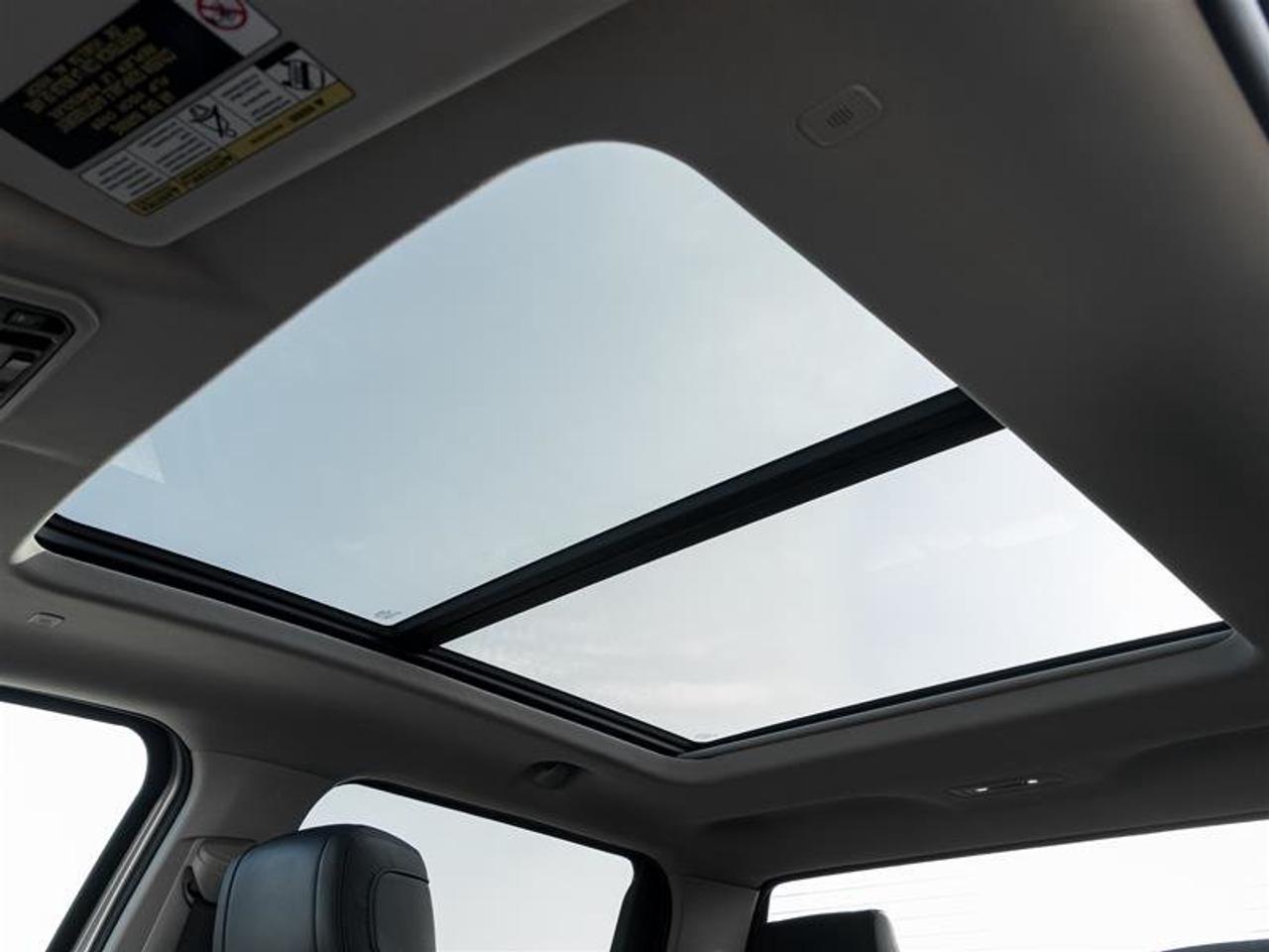 2024 Toyota Tundra 4X4 Tundra CrewMax Limited Vented Front Seats| Navi| Backup Camera| Pano Sunroof| Limited Photo