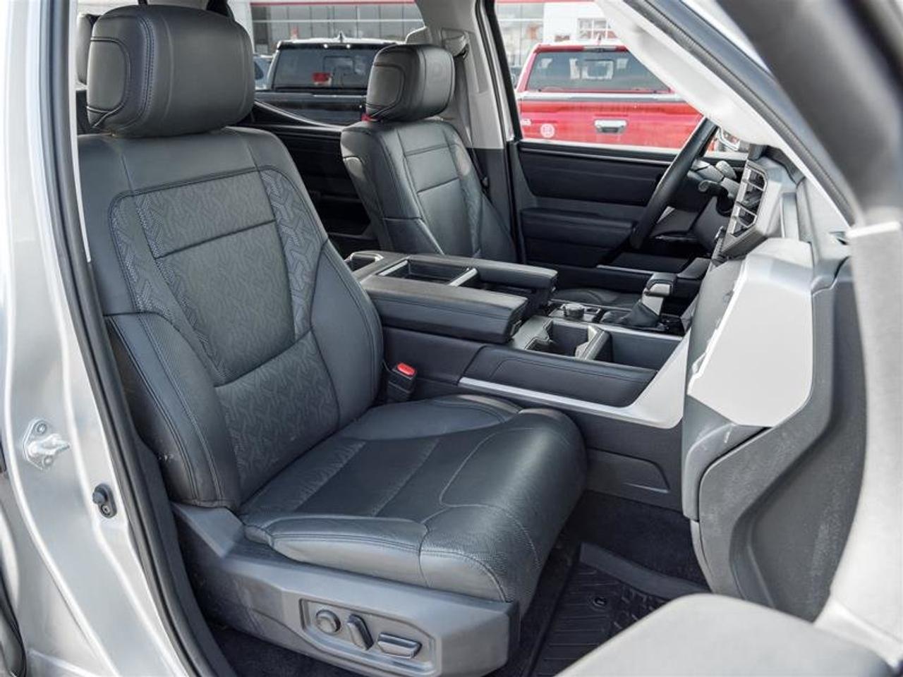 2024 Toyota Tundra 4X4 Tundra CrewMax Limited Vented Front Seats| Navi| Backup Camera| Pano Sunroof| Limited Photo