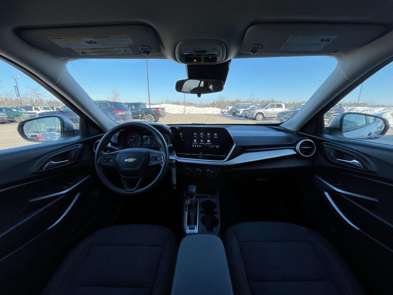 2024 Chevrolet Trax Fwd 4dr Ls Photo