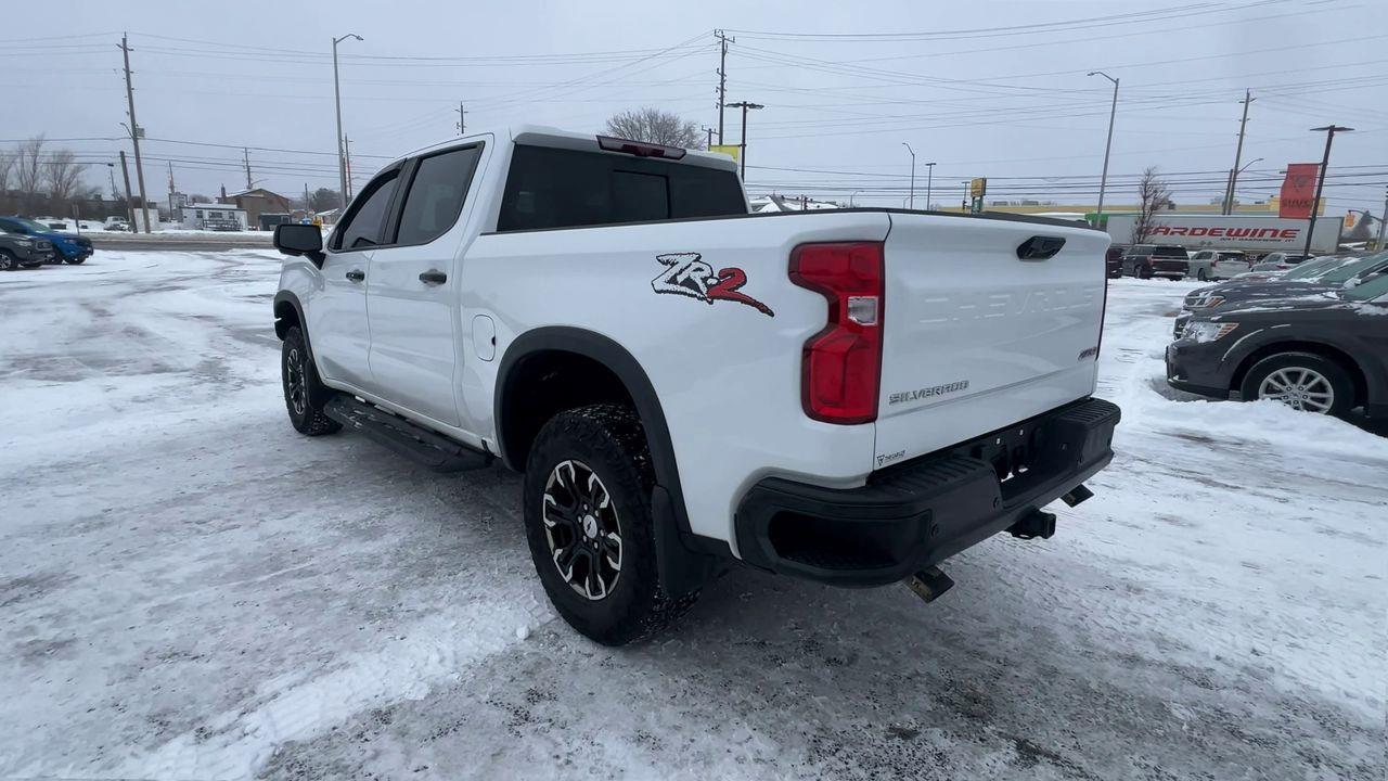 2023 Chevrolet Silverado 1500 ZR2 4X4, MOONROOF, HEATED LEATHER SEATS, RUNNING BOARDS, BACK UP CAM, SIRIUS XM!! Photo